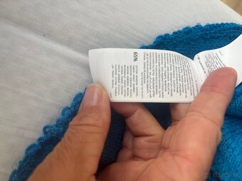 Saty zo štruktúrovaného úpletu Mohito - 10