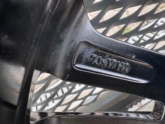 5x112 R17 Dezent + pneu 225/45 - 10