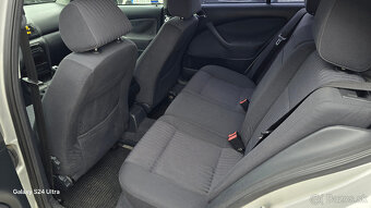 Škoda Octavia 1.8 T Elegance - 10