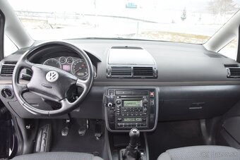 Volkswagen Sharan 2.0 TDI Comfortline - 10