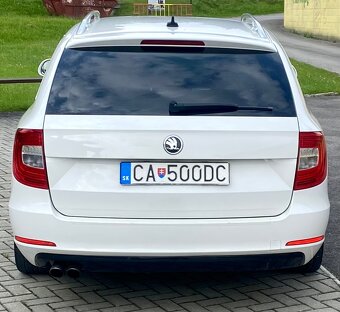 ŠKODA SUPERB 2 2.0 TDI DSG 125KW 4X4 COMBI - 10