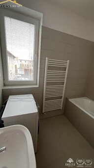 Ponúkame na predaj 1-izbový byt o rozlohe 44,56m2 s vlastný - 10