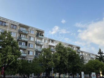 2 izbový byt na prenájom - 62 m2, sídlisko STRED, Pov.... - 10