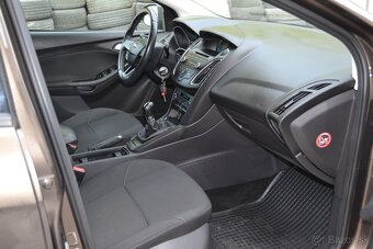 Ford Focus Kombi 1,0 EcoBoost - 10