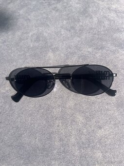 Slnecne damske okuliare Miu Miu v dvoch farbach - 10