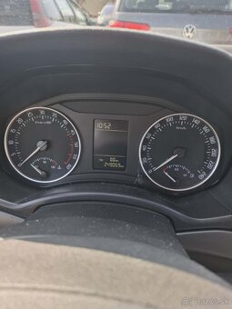 Škoda Octavia 2 facelift - 10