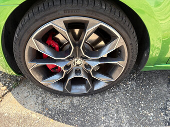 Na predaj Škoda Octavia 3 RS 2.0 TSI - 10