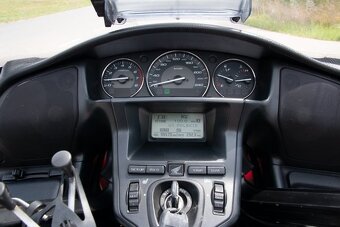 Honda GL1800 - 10