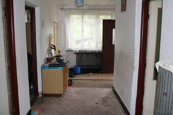 SPEKTRUM REALITY- Na predaj 4-izbový rodinný dom s pozemkom  - 10