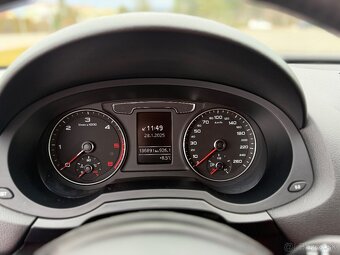 AUDI Q3 - 10