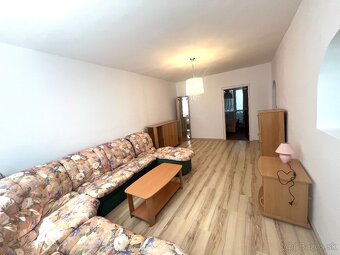 SIMI real - 3 izbový byt s balkónom - ihneď k dispozícii - 10