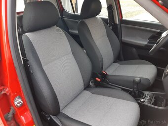 Škoda Fabia - 10