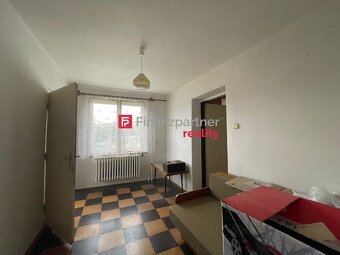 Veľká usadlosť resp. 22 ár. pozemok aj pre 3-4 rodinné domy  - 10