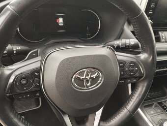 RAV 4 Hybrid - 10