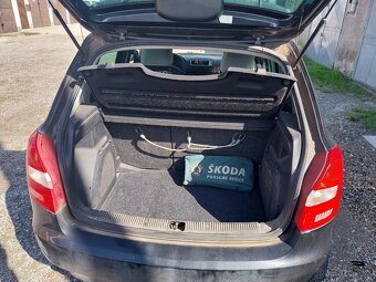 Škoda Fabia II, 1.4 16v 63kw limited 388 - 10