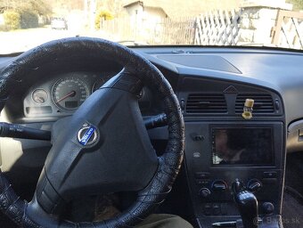 VOLVO S60 2,4D 2001 5-st. manuál - 10