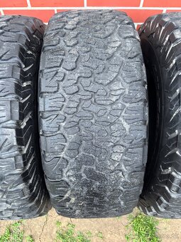 Predám 4x offroad pneu 315/70 r17 315/70/17 4x4 R17 SUV M+S - 10