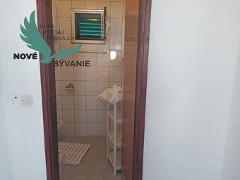 Na predaj apartmán len 50m od mora s výhľadom na more v Chor - 10