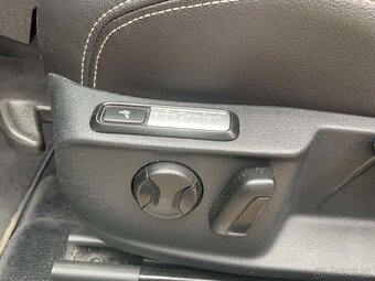 Volkswagen passat b8 2.0 tsi 162kw - 10