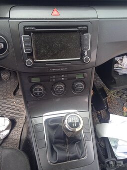 predam diely na passat B6 1.9tdi 77kw - 10