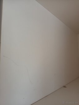 Skriňa trojdverová so zrkadlom - 10