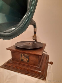 Predám jedinečný starožitný gramofón značky Columbia ca 1910 - 10