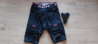 NOVA Hokejova vystroj SENIOR CCM a BAUERvel. M, holene 14" - 10