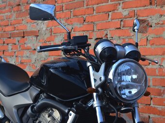 Honda CB600F Hornet - 10