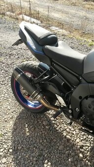 Yamaha FZ8 - 10
