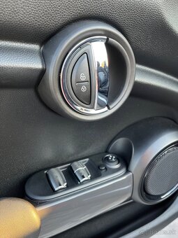 MINI COOPER CABRIO, DPH, JAKO NOVÉ - 10