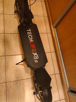 Elektrická kolobežka Techlife X8S - 10