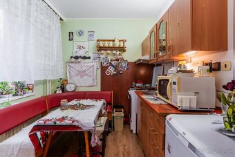 3 - izbový byt s loggiou, Trieda SNP - Terasa - pôvodný stav - 10