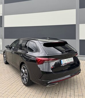 Škoda octavia 4 rs hybrid - 10