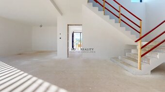 DIZAJNOVÁ NOVOSTAVBA V NADŠTANDARDNOM VYHOTOVENÍ – PRŠIANSKA - 10