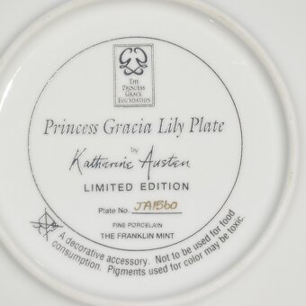 Taniere plné kvetov - zberateľské porcelánové taniere - 10