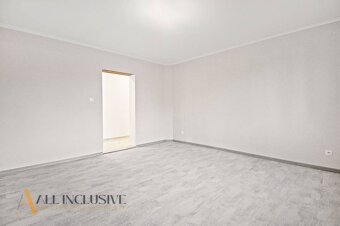 ALL INCLUSIVE | NA PREDAJ 2,5-IZBOVÝ RODINNÝ DOM, VLČANY - 10