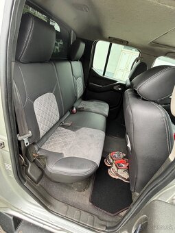 Nissan Navara D40 - 10