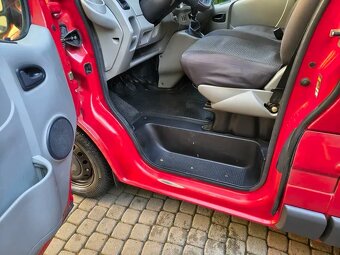 Autokaravan Opel Vivaro 1,9 dti - 10