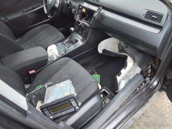 VW PASSAT B6 1.9 TDI BLS ROZPREDAM NA NAHRADNE DIELI - 10