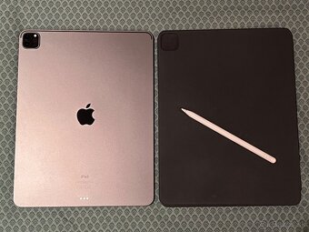 iPad Pro 12,9 5. generácia - 512gb s M1 procesorom - 10