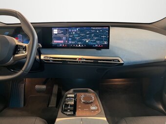 BMW iX xDrive40 - 10