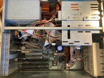 Retro PC Pentium 48MB RAM - 10