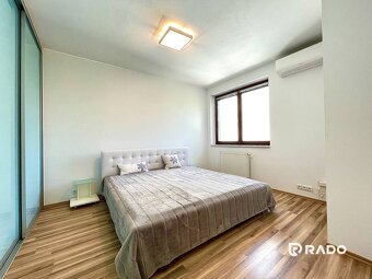RADO | 3-izbový byt 205,6m2 + parking | Slávičie údolie - St - 10
