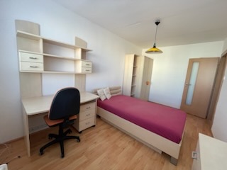 Prenájom 3-izbového bytu, 53 m² – Košice, Terasa, ul. SNP - 10