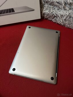 Apple Macbook Pro 15 2017 - 16GB / 512GB / NOVÁ BATÉRIA - 10
