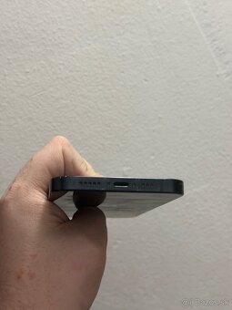Dobrý deň Ponúkam na predaj iPhone 13 256GB Black - 10