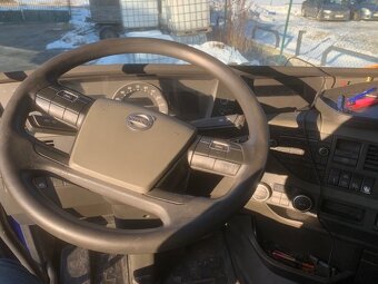 VOLVO FH 500 r.v.:1/2015 - 10