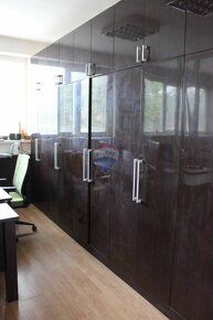 Prenájom haly s administratívnou časťou v Kremnici - 10