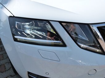 Škoda Octavia Combi 2.0 TDI Elegance/Style 4x4 - 10