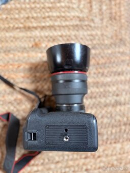Canon EOS R + 85mm f1,2 1400€ spolu - 10